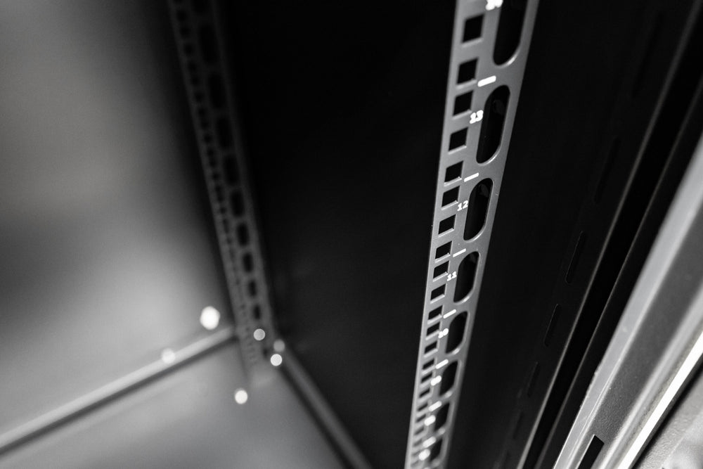 21 Inch Data Center Rack All-Rack Wall Mounted 21U 600mm Deep Data Cabinet – Attock Network Products