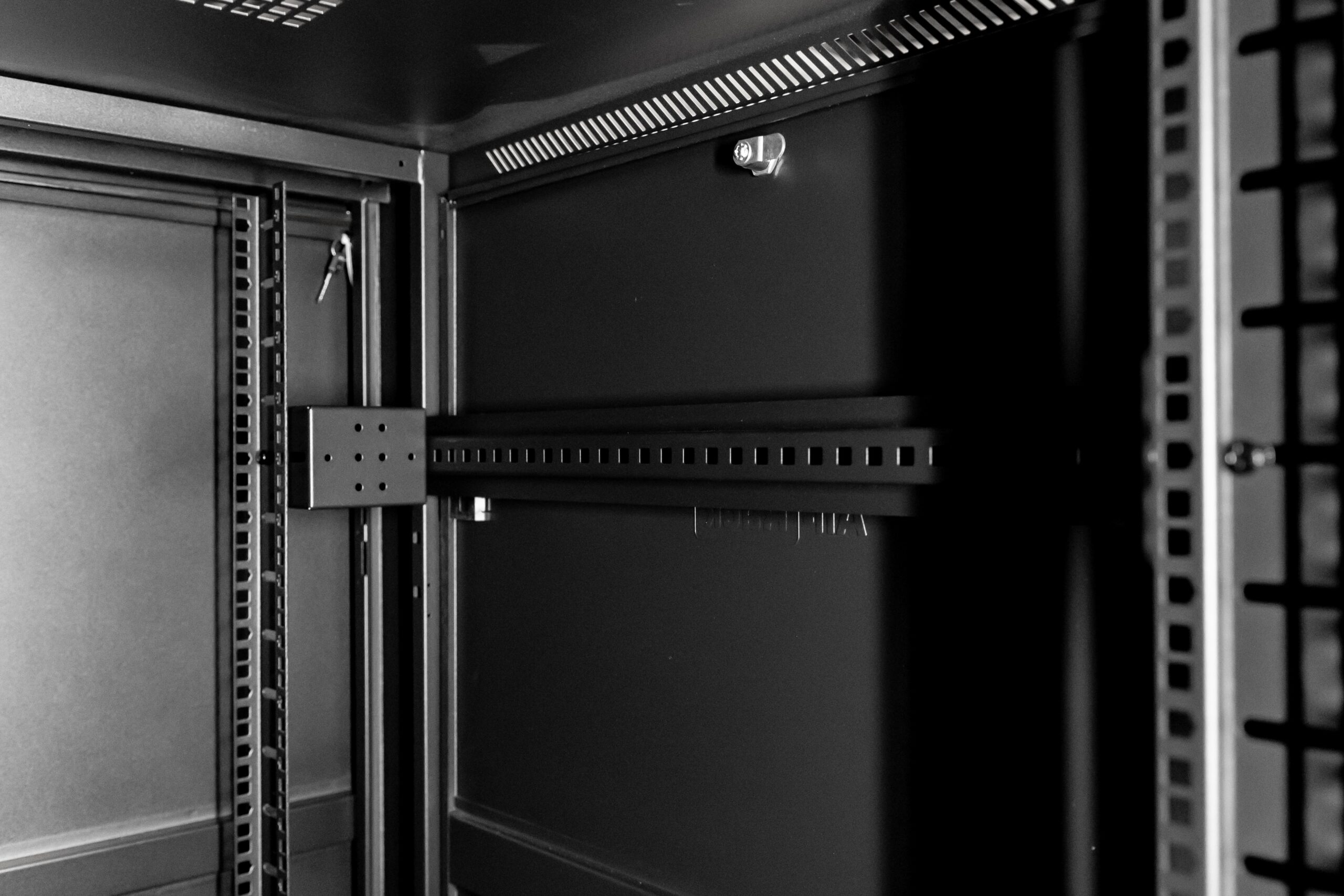 All-Rack 32U Floor Standing Server/Data Cabinet 600mm Wide X 800mm Deep